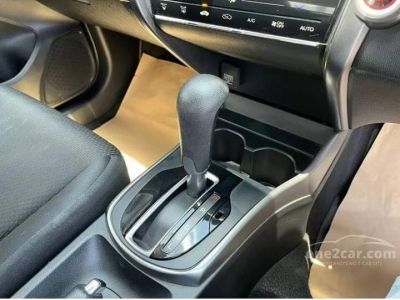 Honda City 1.5 V Plus i-VTEC Sedan A/T ปี 2017 รูปที่ 12